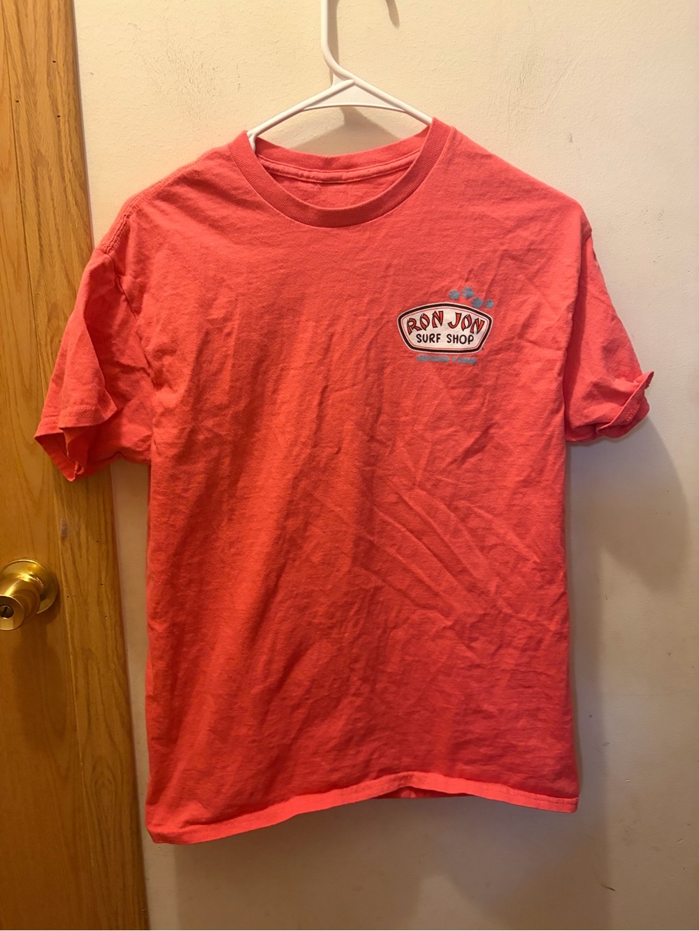 (M) Ron Jon surf shop t-shirt